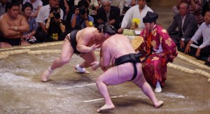 Harumafuji contre Aran