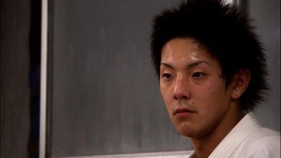 Takuya, le personnage principal du film Tu seras sumô