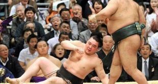 Harumafuji battu par Takayasu