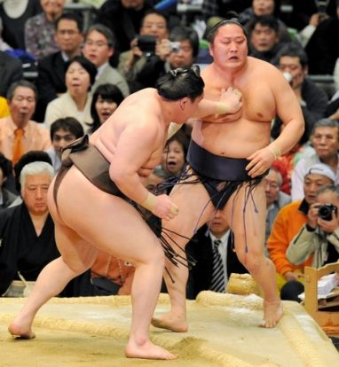 Hakuho contre Tokitenku