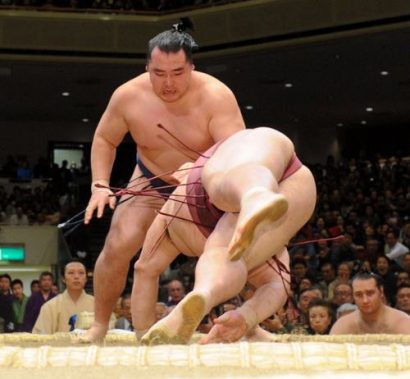 Hakuhô - Kakuryû, un duel serré, Kakuryu contre Kisenosato