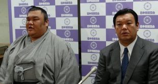 Kimurayama annonce son intai avec Kasugano oyakata