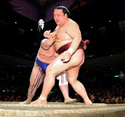 Pour Kisenosato le doute s'installe après sa défaite contre Aoiyama