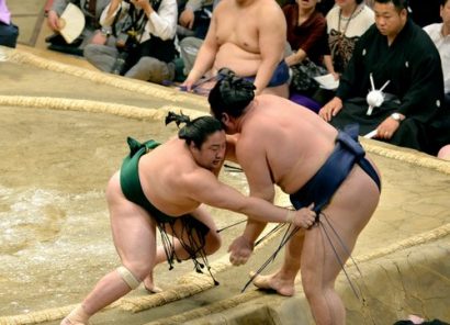 Sadanoumi contre Tochinowaka
