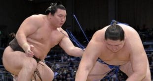 Hakuho contre Ichinojo