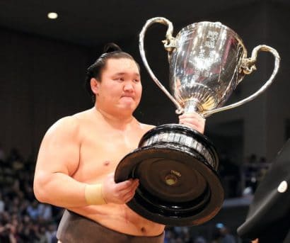Hakuho vainqueur makuuchi