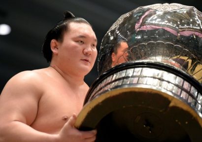 Hakuho remporte son 34ème titre