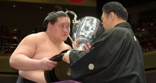 Terunofuji remporte le tournoi de sumo