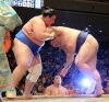 Aoiyama contre Kisenosato