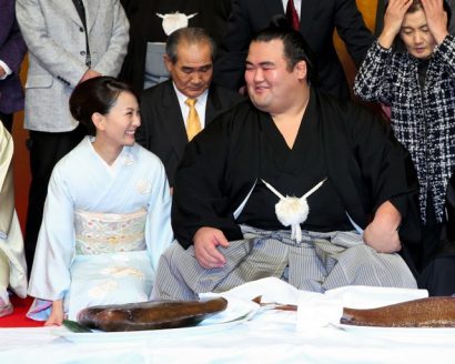 Kotoshogiku se met en ligne pour la promotion de yokozuna