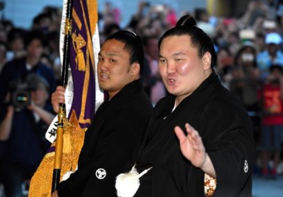 Hakuho remporte son 37ème yusho