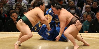 Une journée sans surprise qui s'est terminée par les victoire des yokozuna et des ôzeki