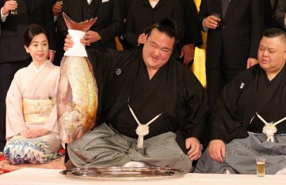 Le nouveau yokozuna Kisenosato veut être plus fort