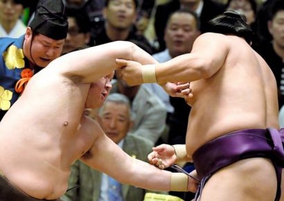 Les quatre yokozuna s'imposent sans problème