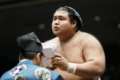 Takayasu sera bientôt promu ôzeki