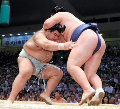 Takayasu décroche sa première victoire comme ôzeki