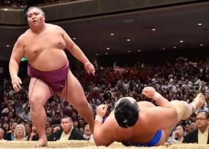 Goeido stoppe Onosho pour la première place