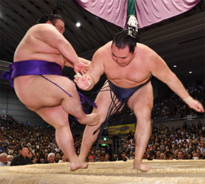 Kakuryu contre Takakeisho