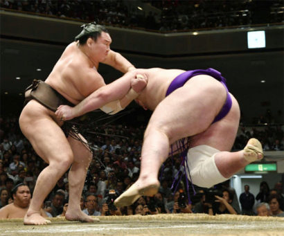 Hakuho se rapproche d'un 41e titre