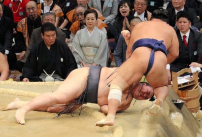 Kisenosato contre Tochiozan