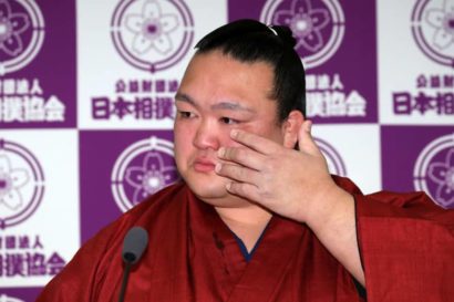 Kisenosato annonce son intai