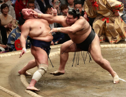 Takayasu châtie Hokutofuji