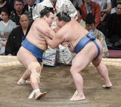 Kotoshogiku contre Shodai