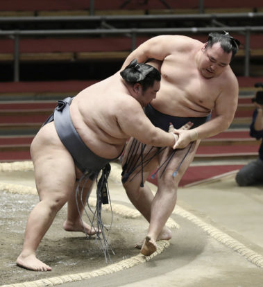 Tokushoryu contre Kakuryu