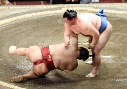 Shodai contre Takayasu