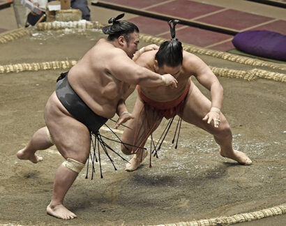 Takakeisho contre Hoshoryu