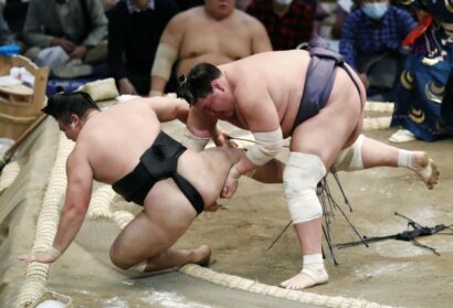 Terunofuji "débarque" Kiribayama