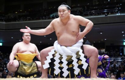 Le Yokozuna Hoshoryu exécute son dohyô-iri